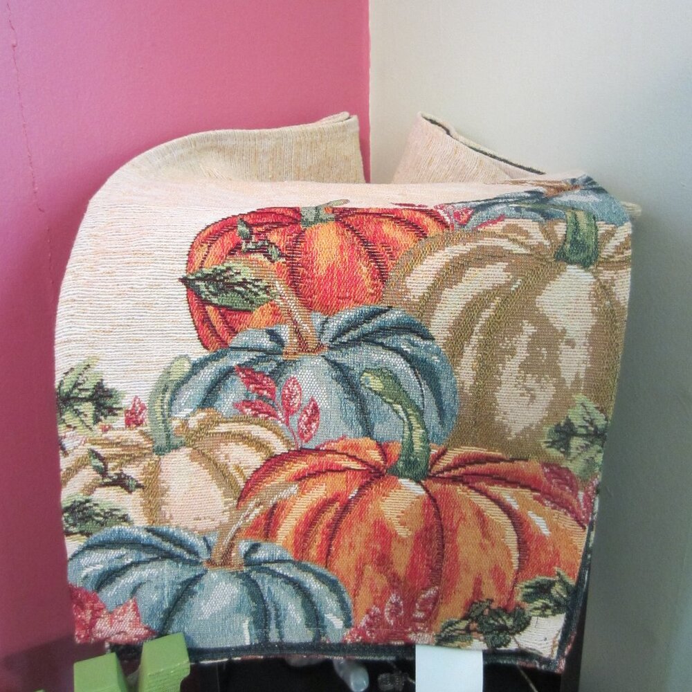 NEW/Autumn Fall Pumpkin Table Runner ~ Gorgeous Colors ~ 12" x 70"
